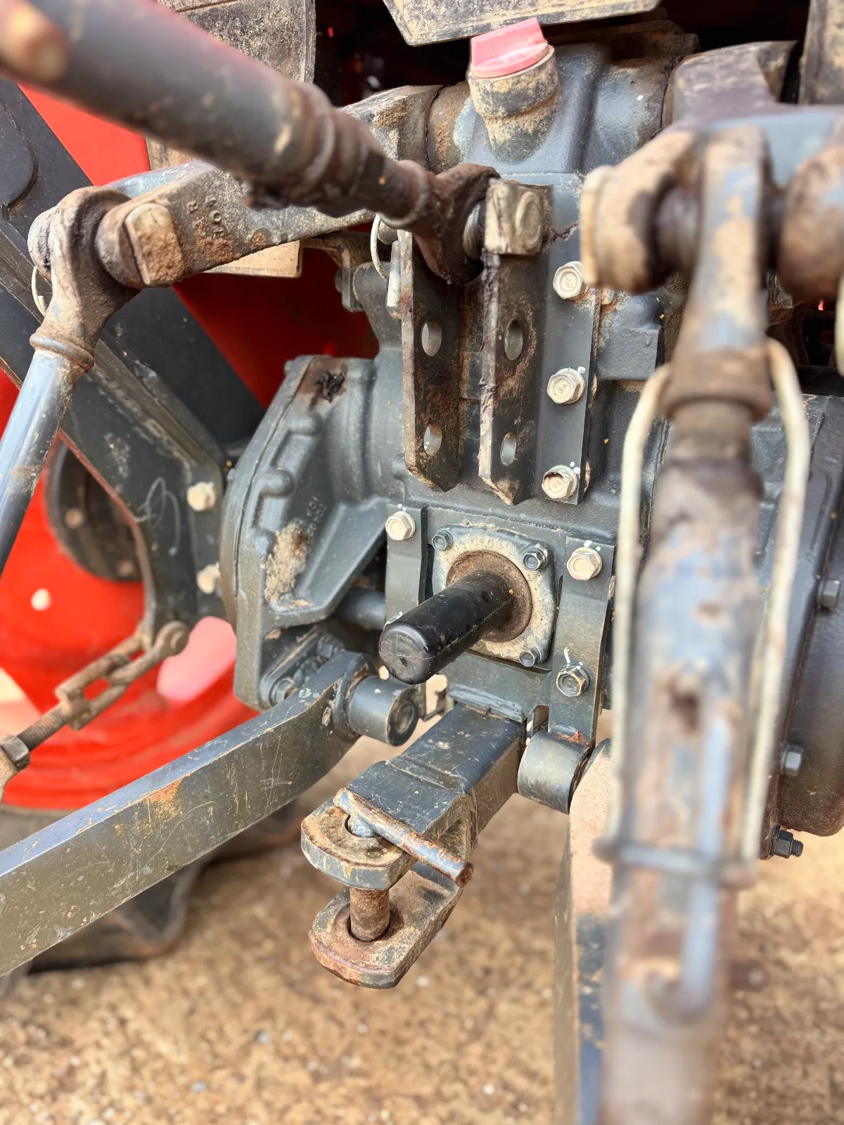 Kubota L4018SP ปี 65 ใช้งาน 863 ชม. พร้อมอุปกรณ์ 3 ชิ้น รูปที่ 5